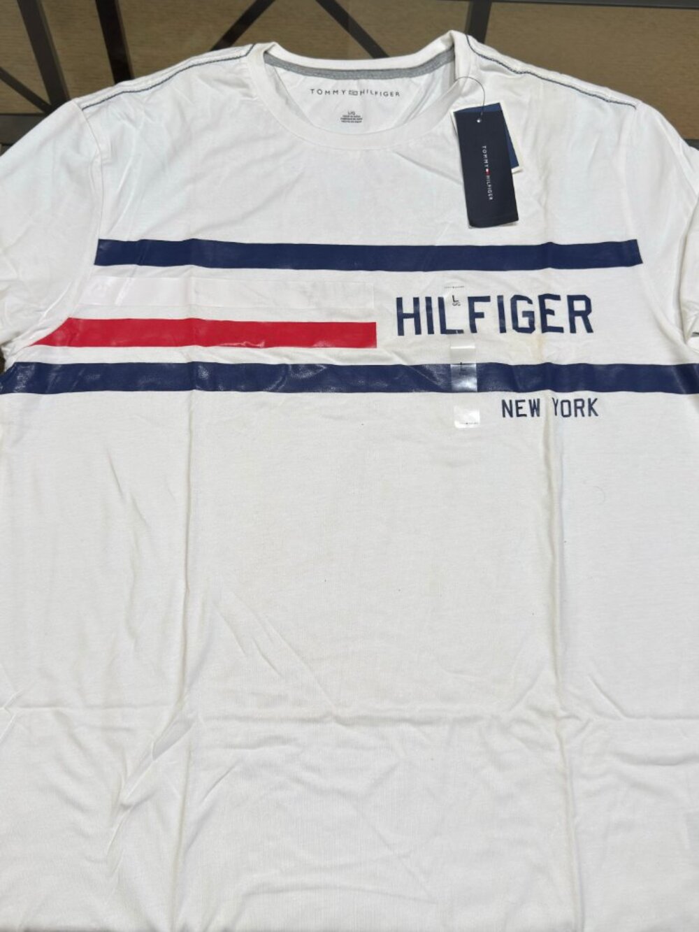 $30 TH TOMMY HILFIGER MENS L WHITE CHEST ARM LOGO COTTON CREW NECK SHIRT NWT